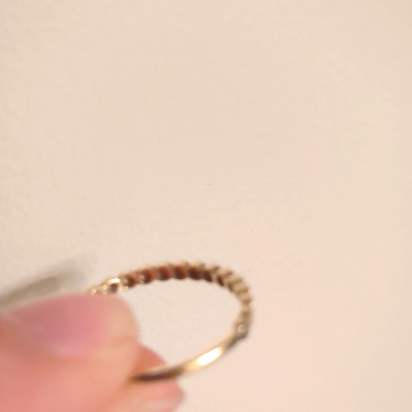 14kt yellow gold Stackable ring - Picture 3 of 4